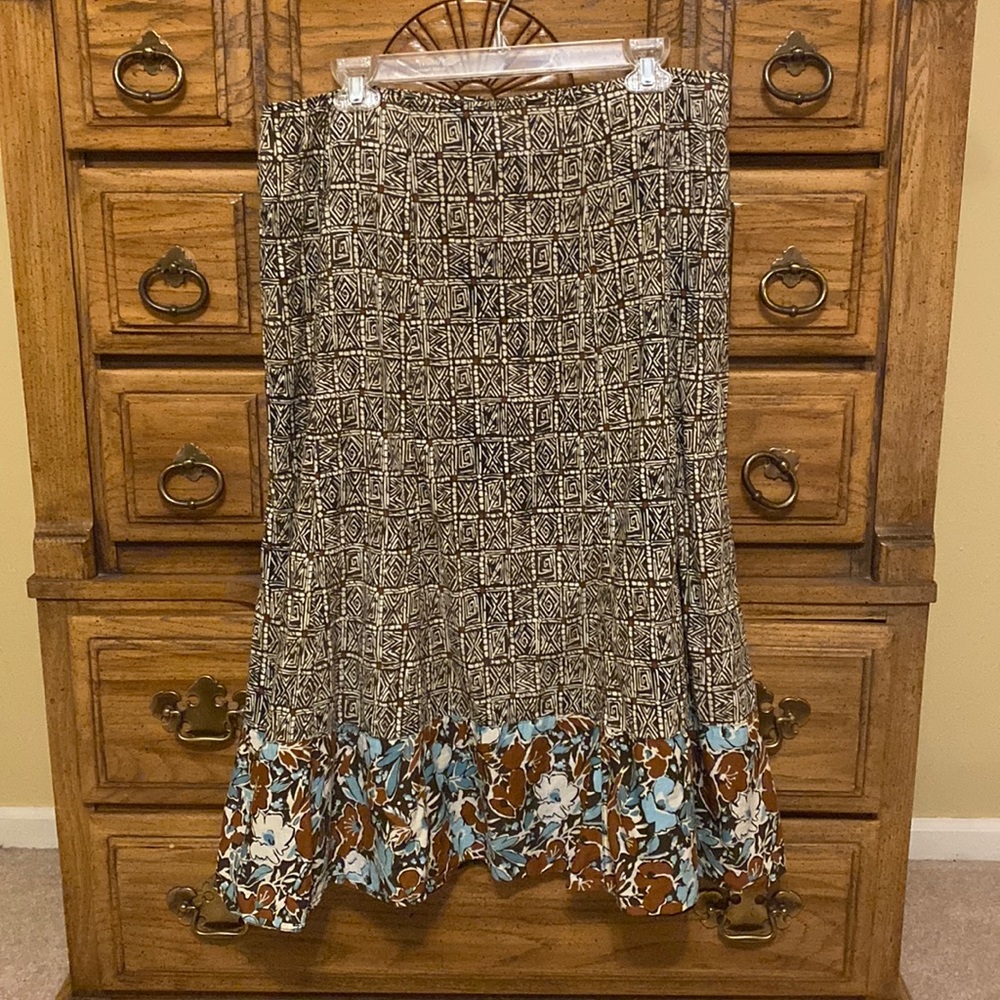 Requirements Skirt Brown/Cream Print Size 14